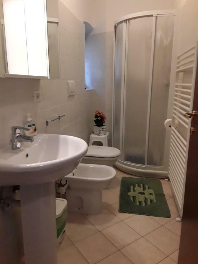 Camera Il Borgo Vicino Al Castello Con Parcheggio Malcesine Ngoại thất bức ảnh